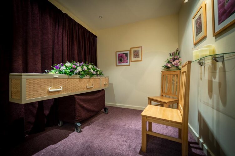 Funeral Directors Orpington Welham Jones Funerals and Memorials - Chapel of Rest