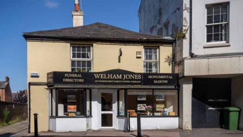 Funeral Directors Tunbridge Wells Kent: Welham Jones Funerals and Memorials