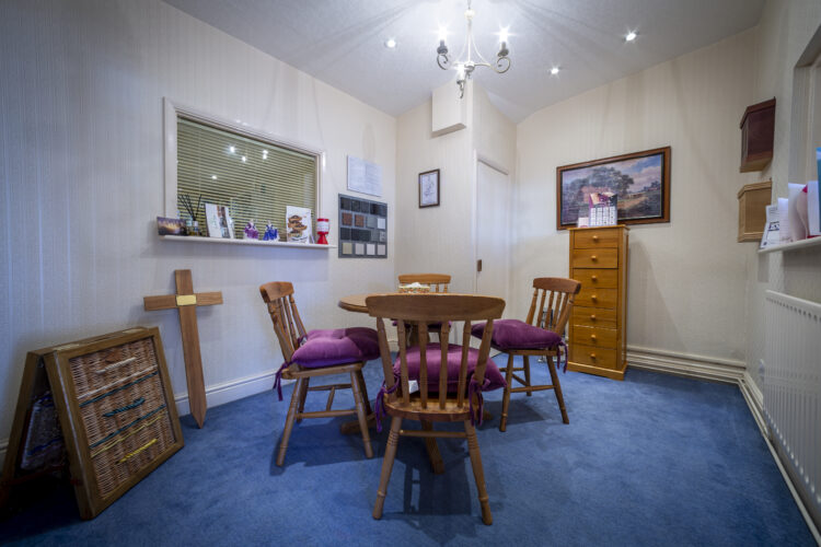 Welham Jones Chislehurst Funeral Home: Arrangement room