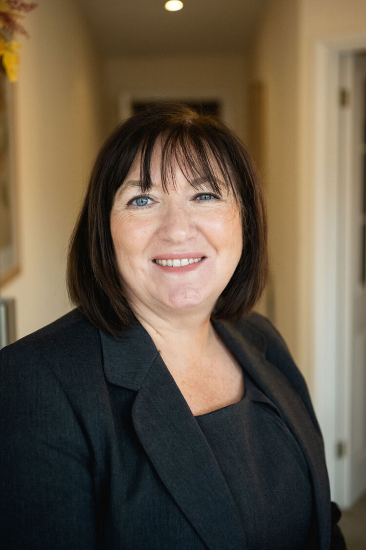 Sharon Cunningham Funeral Arranger