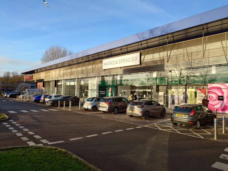 St May Cray: Nugent Retail Park