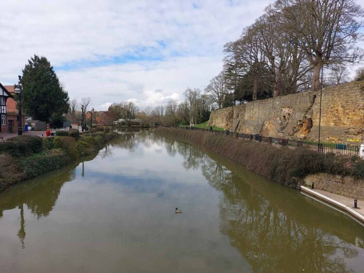 Tonbridge : River Medway
